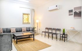 Luxurious Family 3 Bedroom Apartments 10 Mins Drive To Al-Masjid Nabawi - Nozol Noor 1